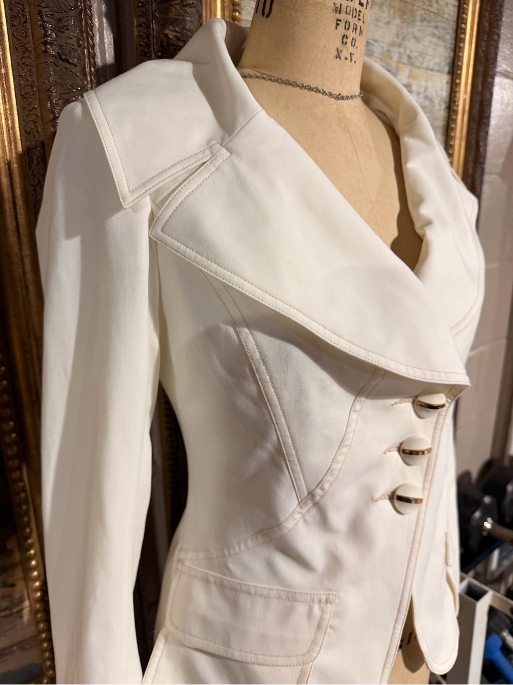 Cache Cream Tailored Button Blazer - Picture 2 of 6